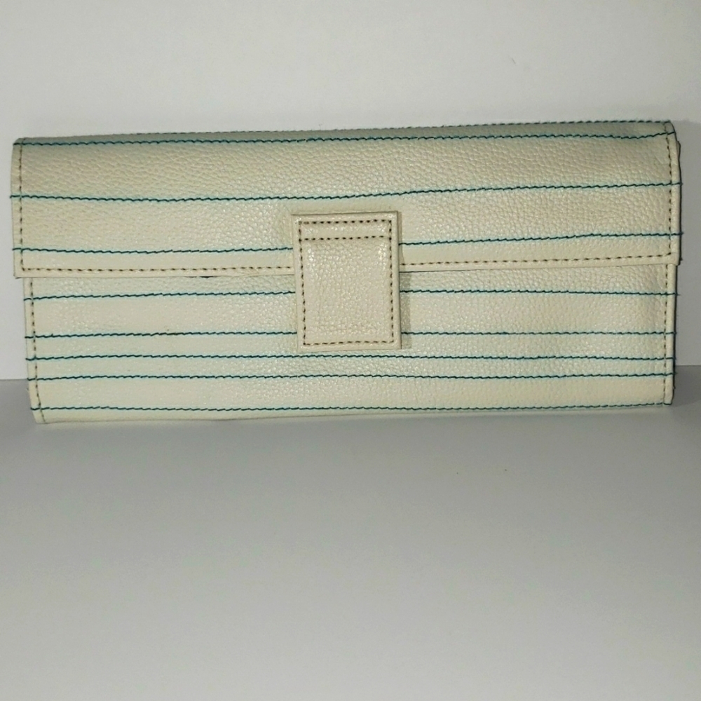 Milano Cream and Turquoise Clutch Purse - Picture 1 of 6